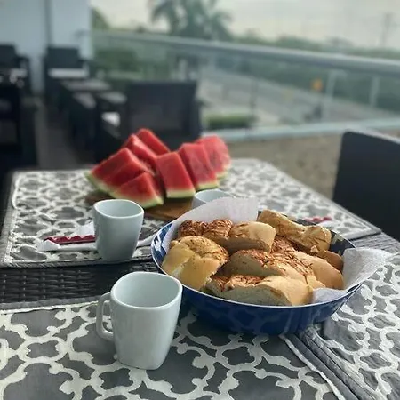 En Morros En Primera Linea De Playa Apartamento *