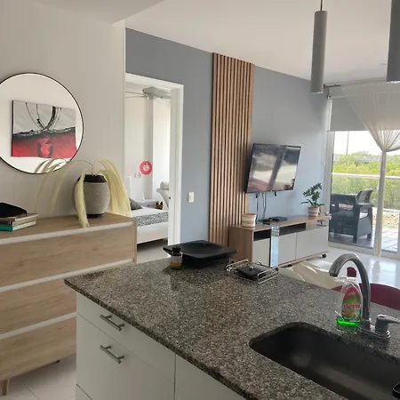 Apartamento En Morros En Primera Linea De Playa
