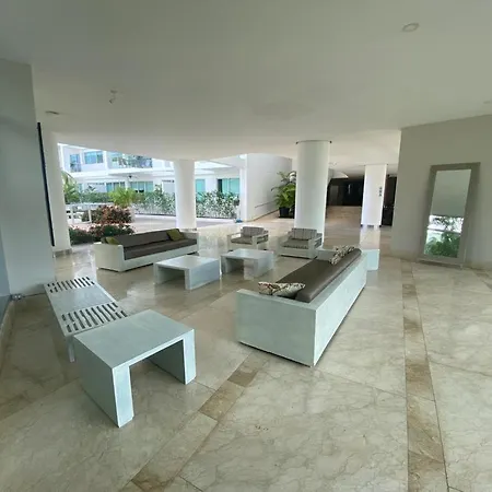 En Morros En Primera Linea De Playa Apartamento *