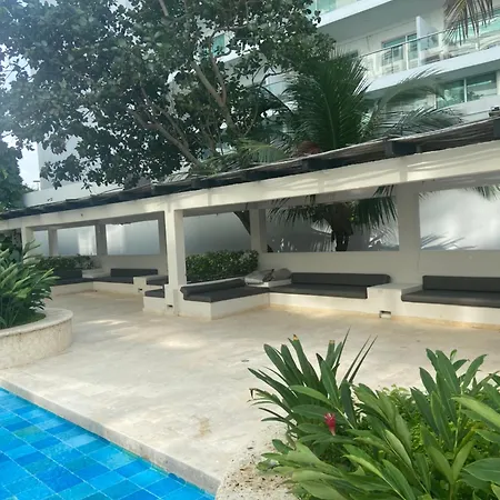 Apartamento En Morros En Primera Linea De Playa *